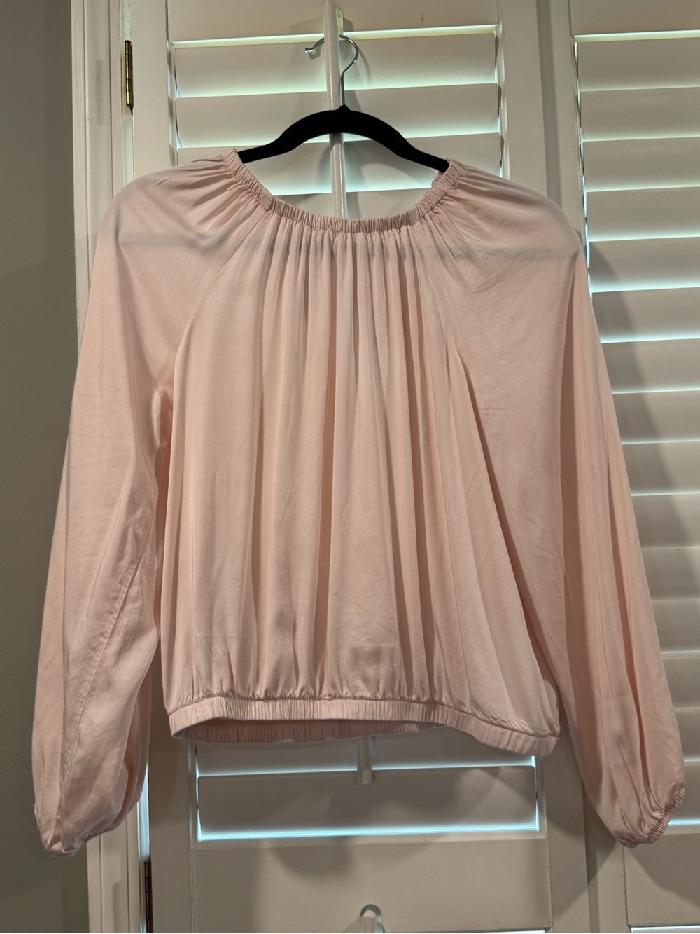cloth & stone size S Light Pink Women's top with tie in the back